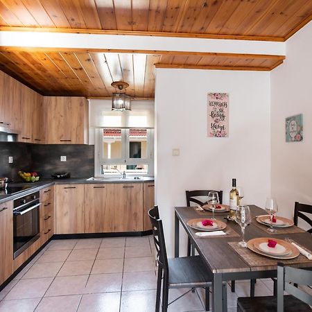 Melas Home Lefkada City Exterior photo